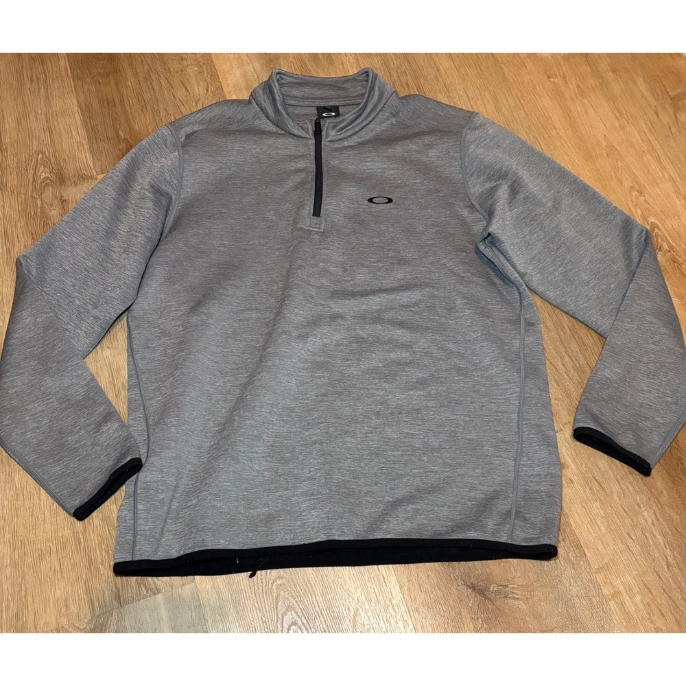 Oakley 1/4 Zip Pullover Shirt Mens L Gray Regular Fit Long Sleeve Outdoor